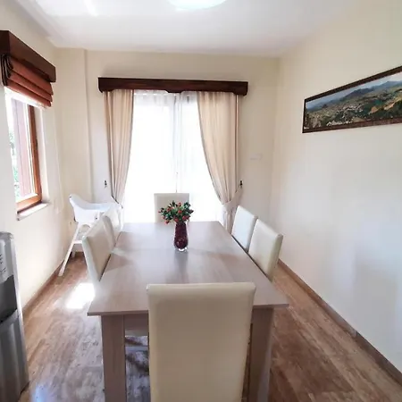 Vaha Villa *