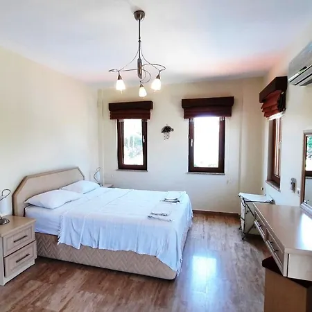 Vaha Villa *