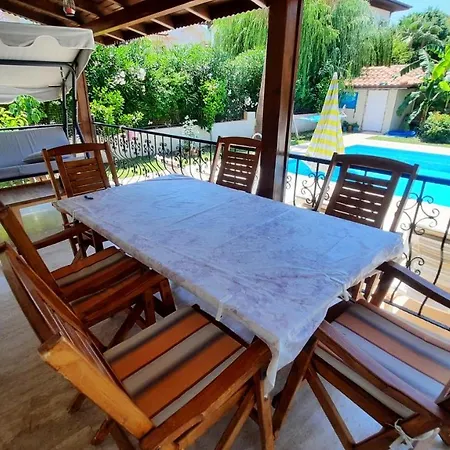 Vaha Villa